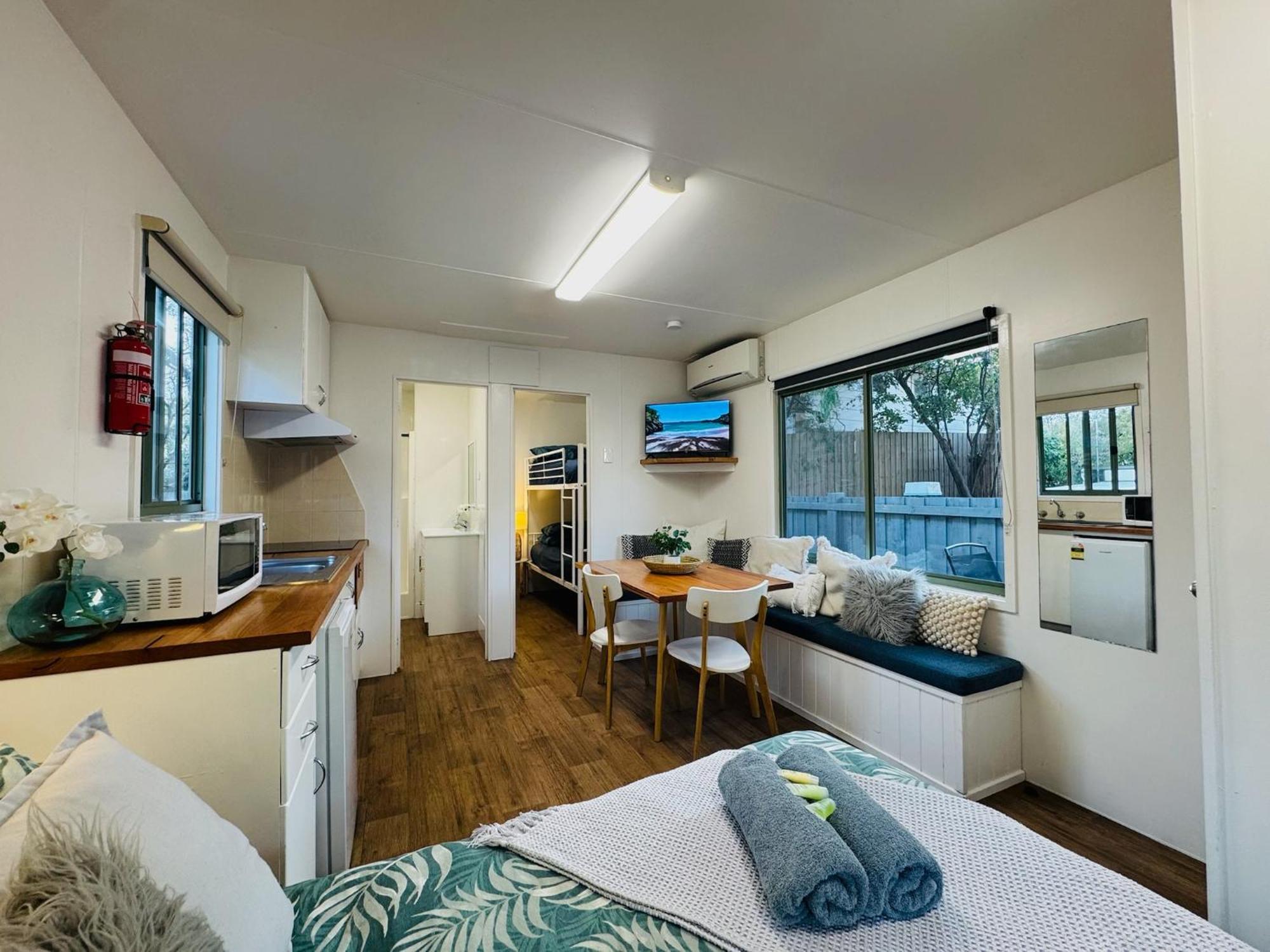 Kanasta Caravan Park Rye Exterior photo